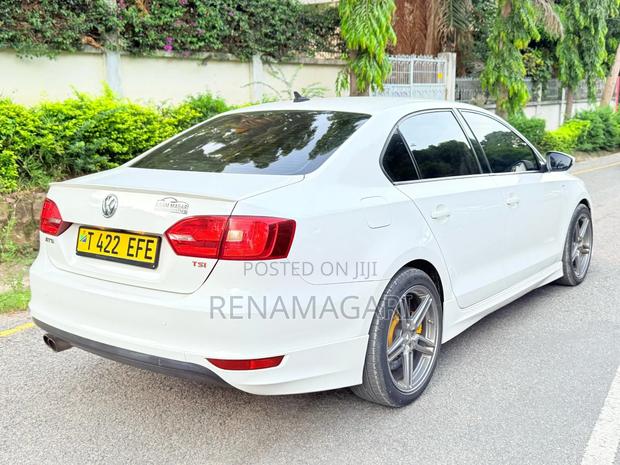 Volkswagen Jetta 2013 White