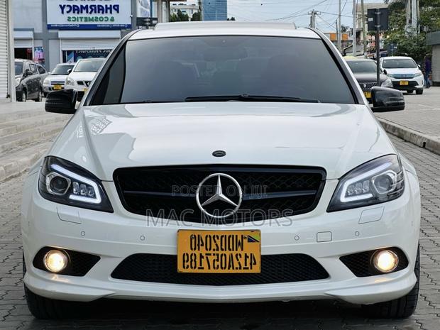 Mercedes-Benz C200 2008 White