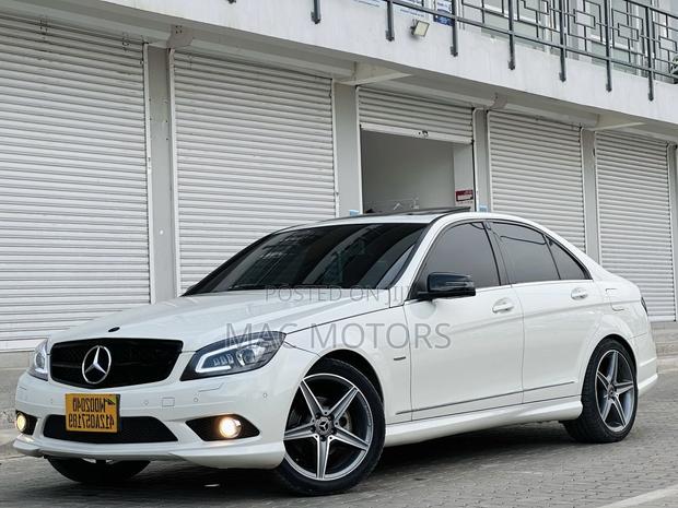 Mercedes-Benz C200 2008 White