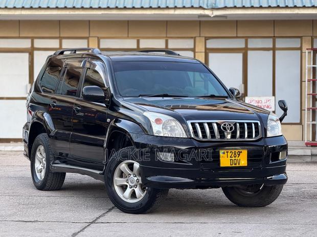 Toyota Land Cruiser Prado 2005 Black