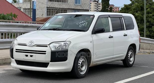 Toyota Probox 2014 White