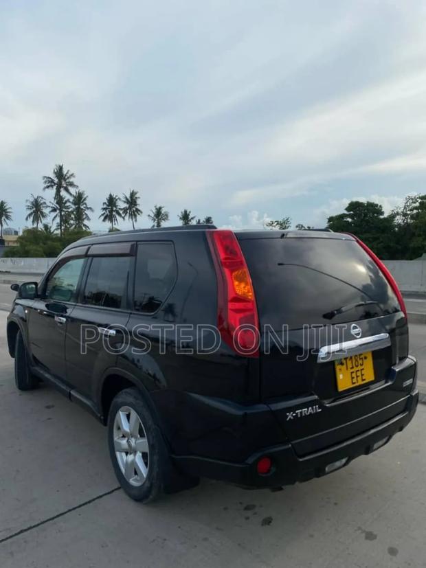 Nissan X-Trail 2005 Black