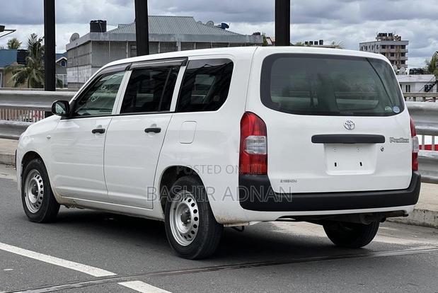 Toyota Probox 2014 White