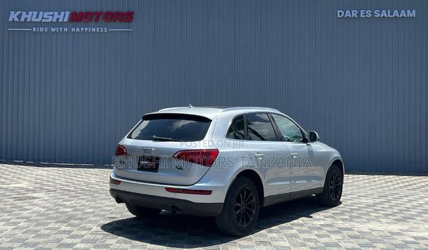 Audi Q5 2009 Silver