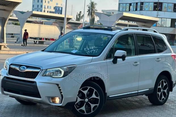 Subaru Forester 2014 Pearl