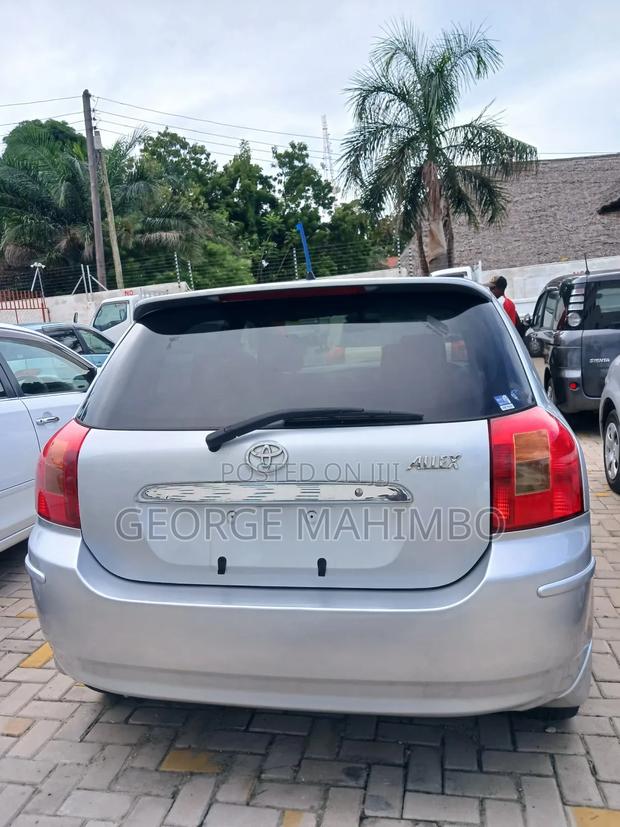 Toyota Allex 2001 Silver