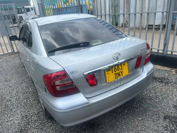 Toyota Premio 2006 Silver