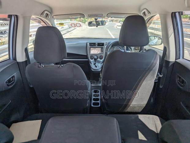Toyota Ractis 2012 Blue