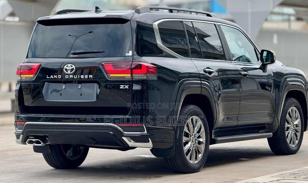 New Toyota Land Cruiser 2023 Black