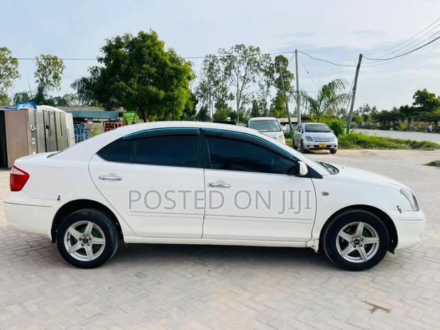 Toyota Premio 2004 White