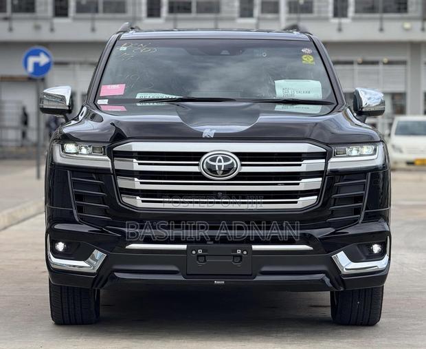 New Toyota Land Cruiser 2023 Black
