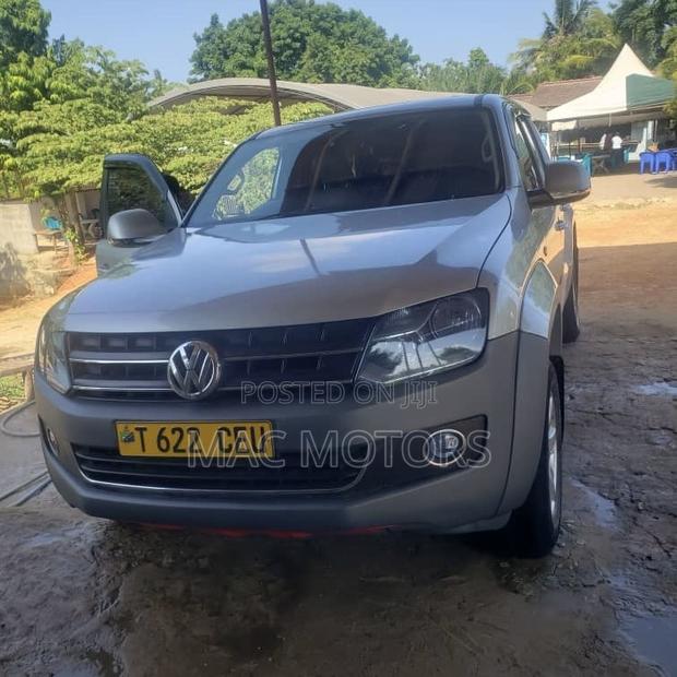 Volkswagen Amarok 2012 Silver