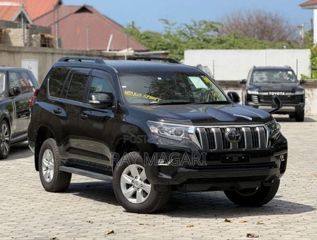 Toyota Land Cruiser Prado 2.7 2018 Black