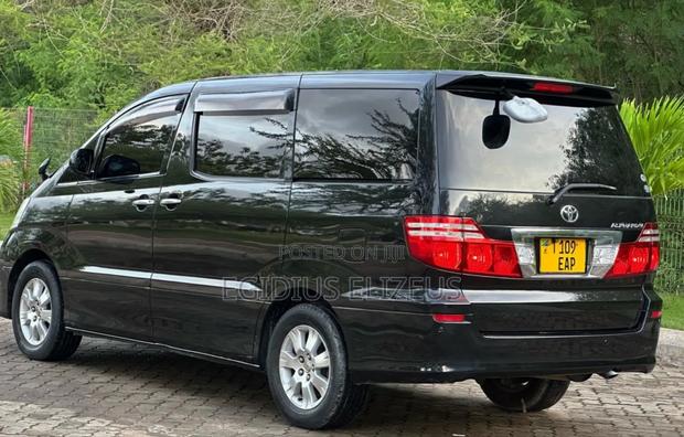 Toyota Alphard 2006 Black