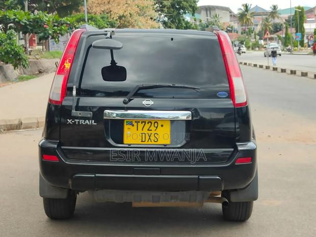 Nissan X-Trail 2002 Black