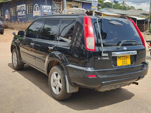 Nissan X-Trail 2002 Black