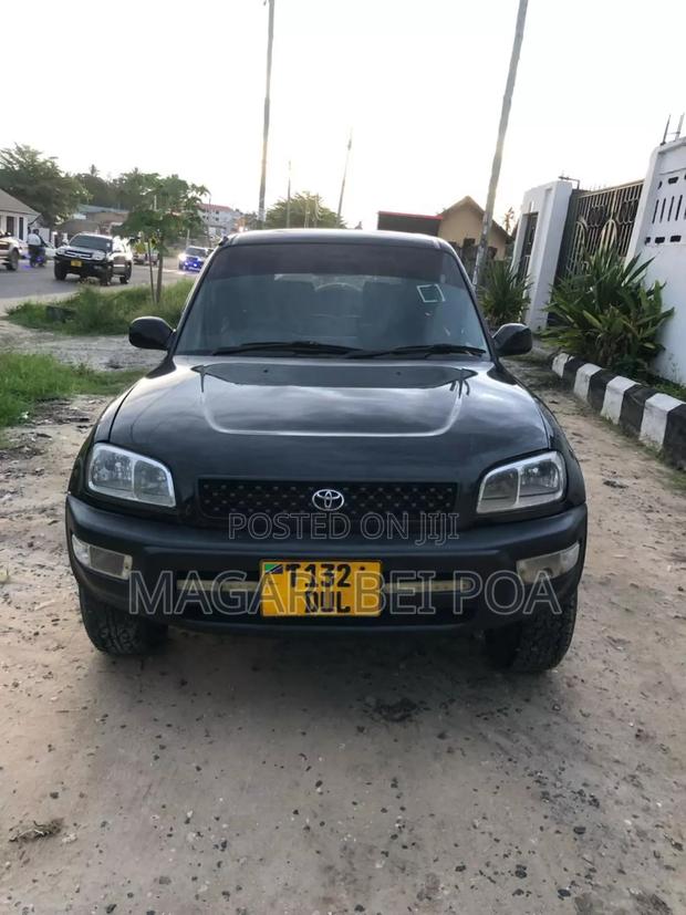 Toyota RAV4 2005 Black