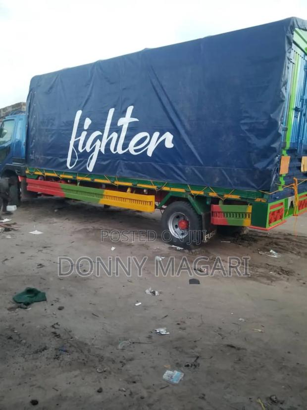 Mitsubishi Fuso 2018 Blue