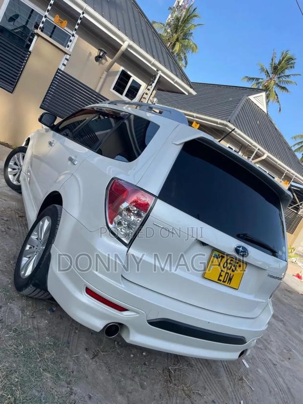 Subaru Forester 2011 White