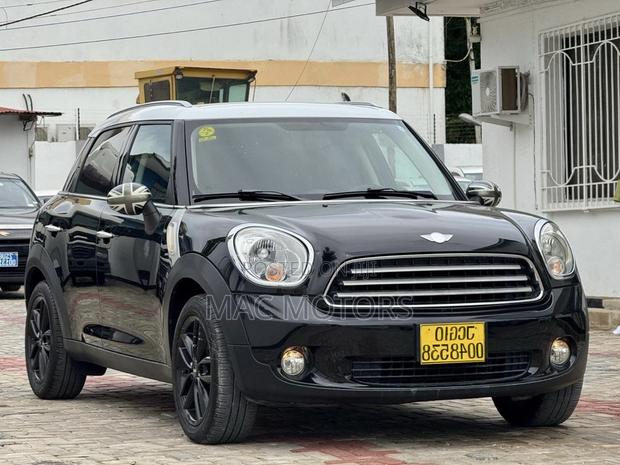 Mini Cooper 2012 Black