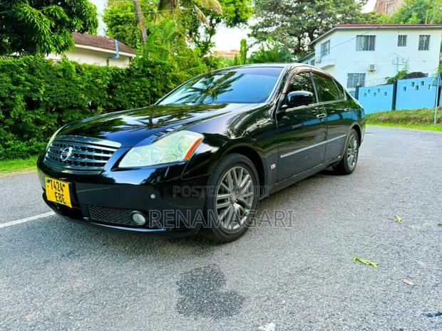 Nissan Fuga 2008 Black