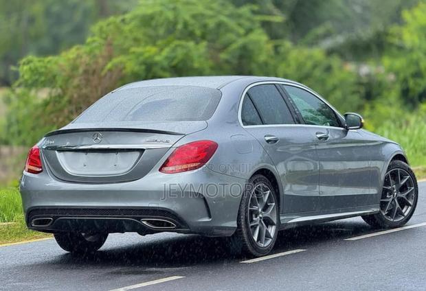 Mercedes-Benz C-Class 2015 Gray