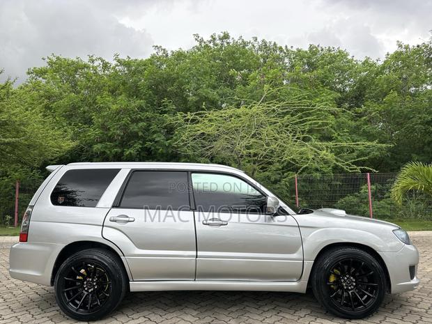 Subaru Forester 2006 Silver