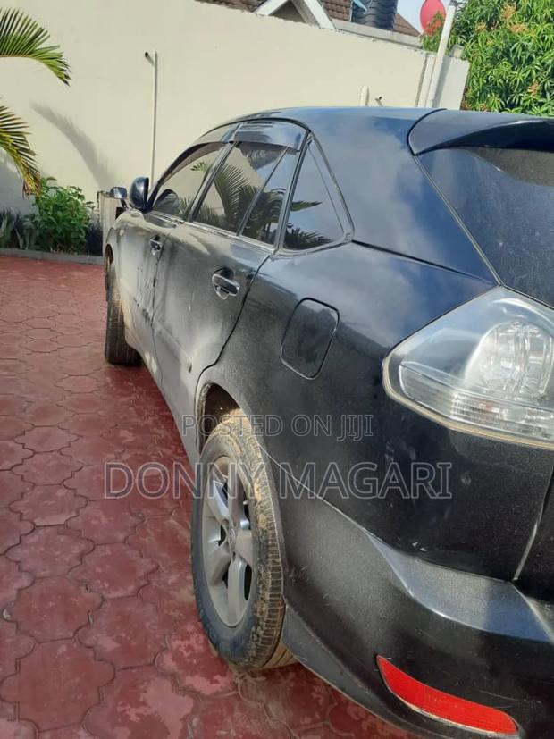 Toyota Harrier 2004 Black