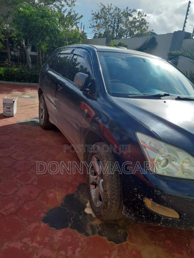 Toyota Harrier 2004 Black