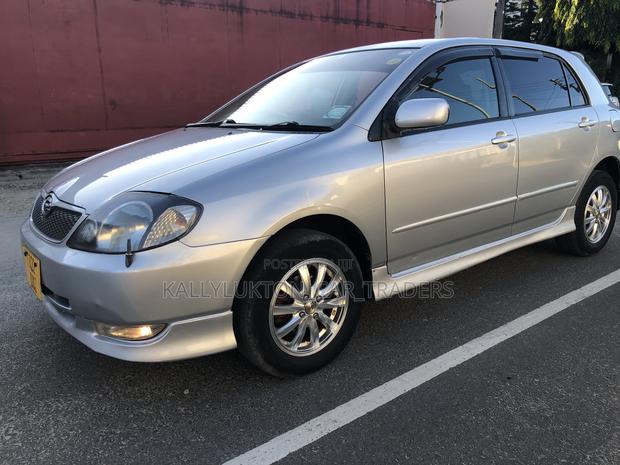 Toyota Corolla RunX 2005 Silver