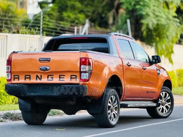 Ford Ranger Wildtrak 2016 Orange