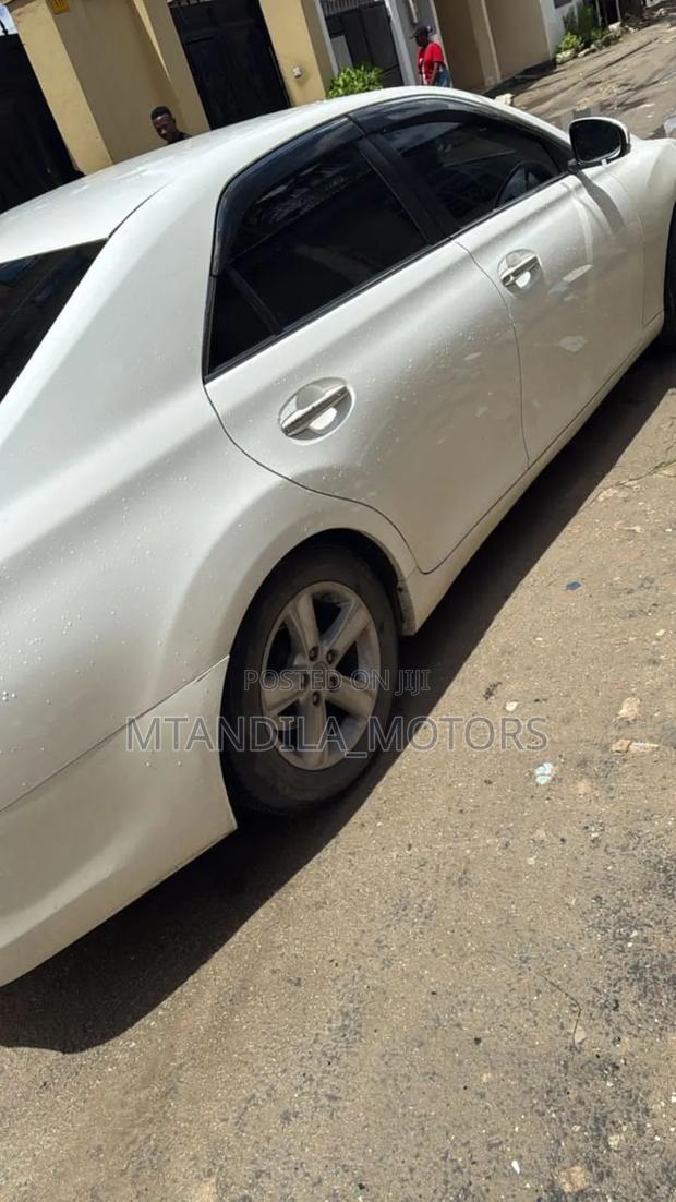 Toyota Mark X 2.5 AWD 2010 White
