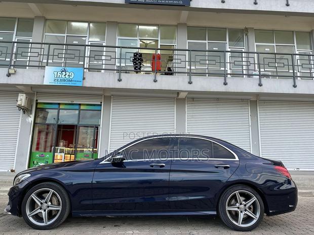 Mercedes-Benz C250 2014 Blue