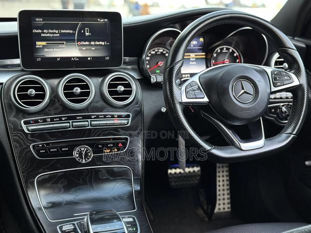 Mercedes-Benz C250 2014 Blue