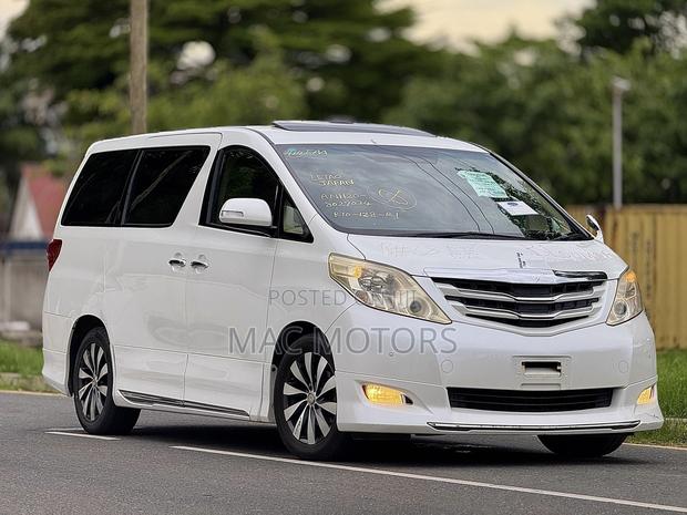 Toyota Alphard 2.4 Petrol FWD 2008 White