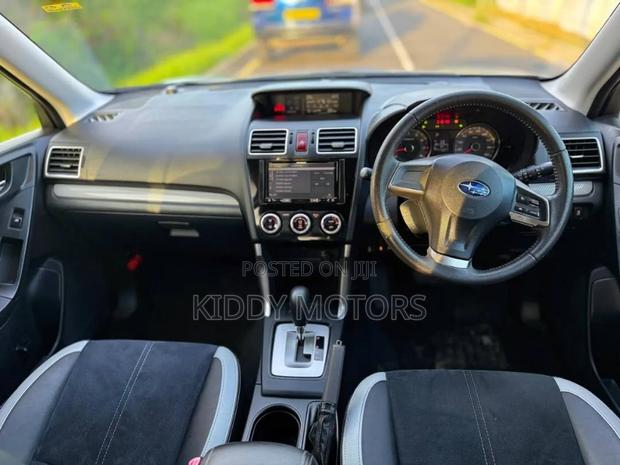 Subaru Forester 2015 Silver
