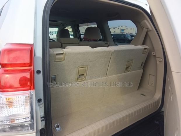 Toyota Land Cruiser Prado 2011 Pearl
