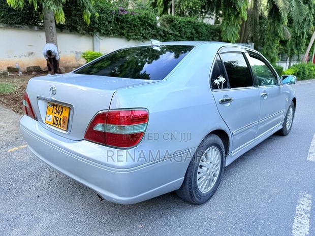 Toyota Brevis 2004 Silver