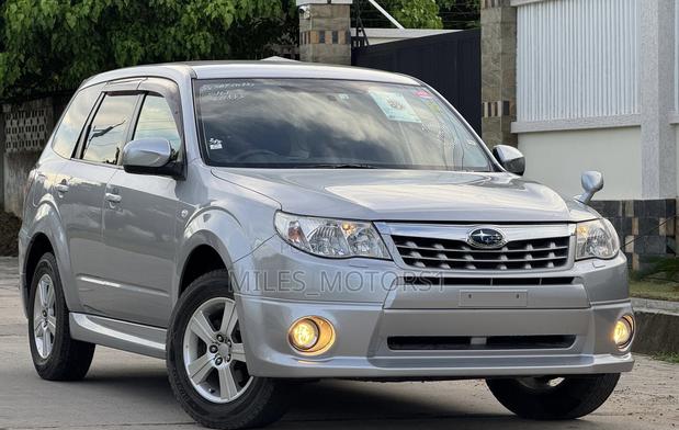 Subaru Forester 2012 Silver