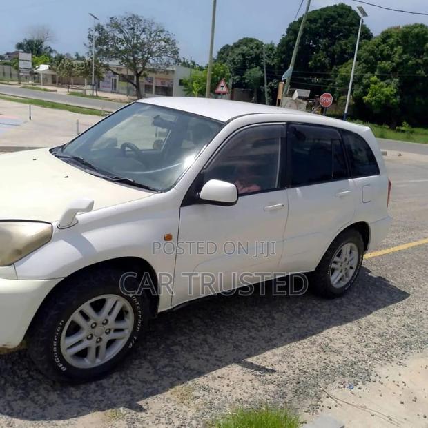 Toyota RAV4 1.8 2005 White