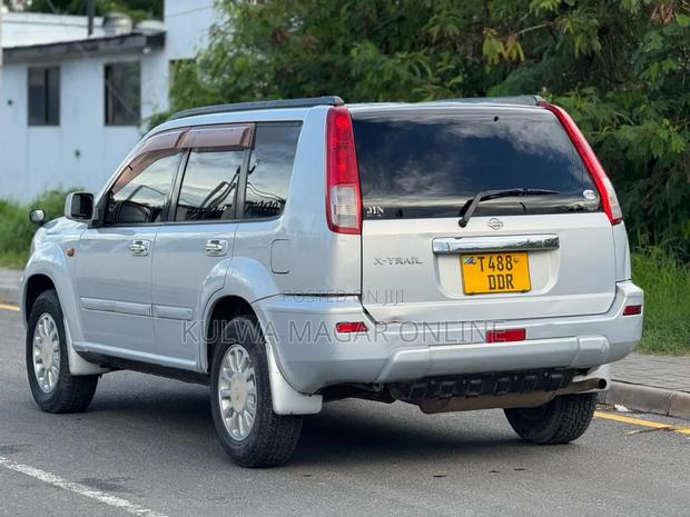 Nissan X-Trail 2003 White