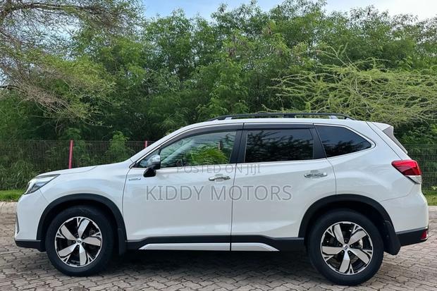 Subaru Forester 2019 White