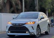 Toyota Harrier 2022 White for sale