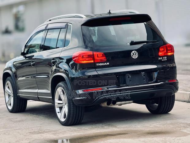 Volkswagen Tiguan 2012 Black