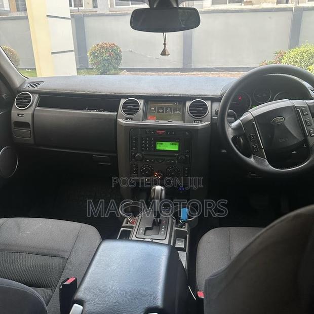 Land Rover Discovery 2005 Black