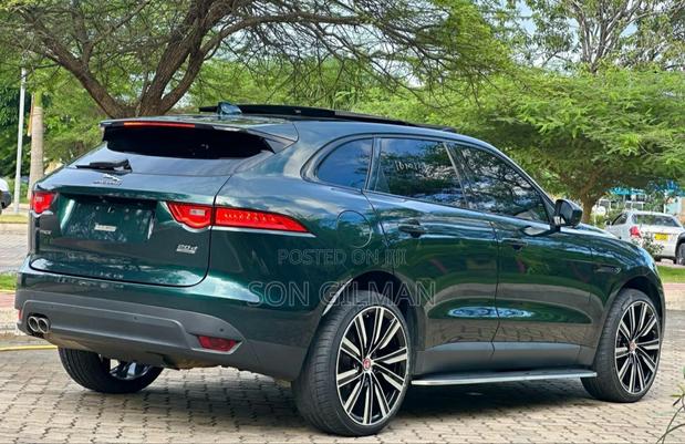 Jaguar F-Pace 2019 Green