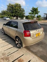 Toyota Corolla RunX 2005 Gold for sale