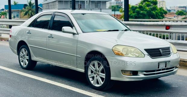 Toyota Mark II 2003 Silver