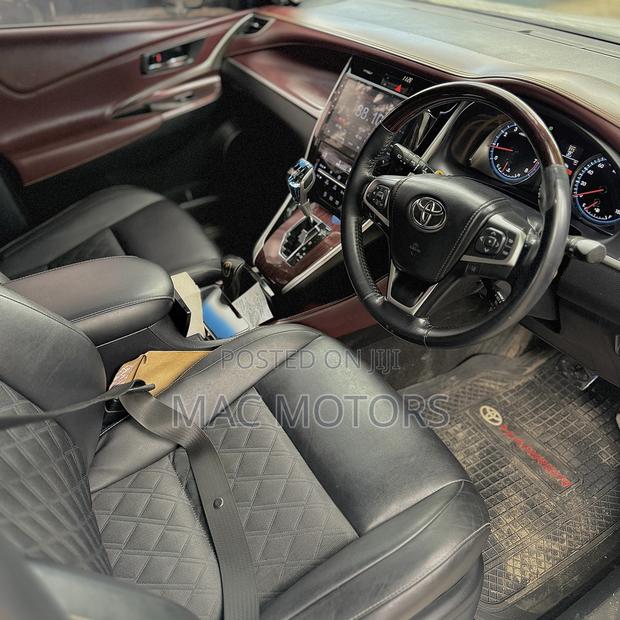 Toyota Harrier 2014 White