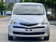 Toyota Ractis 1.3 FWD 2009 Silver for sale
